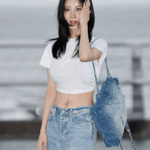 [소녀시대 서현] CHANEL 샤넬 22백 샤이니 백팩 데님