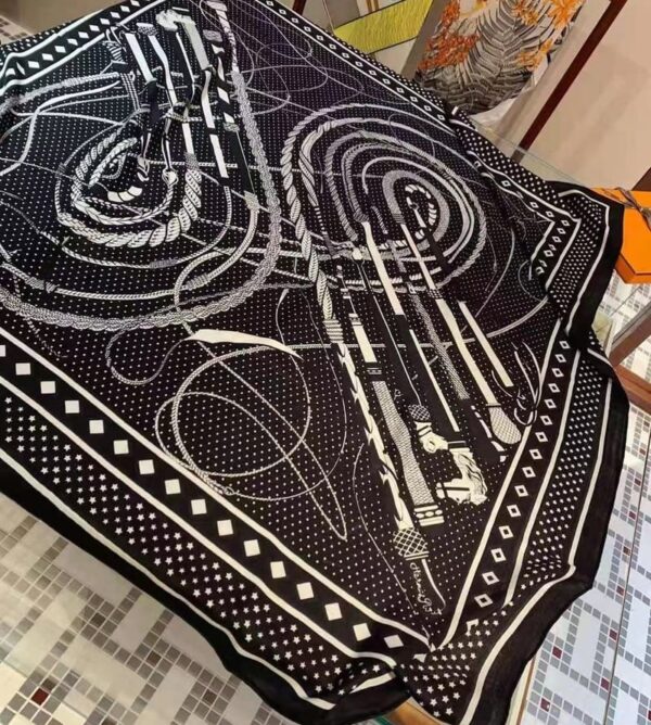 HERMES 에르메스 스카프 165